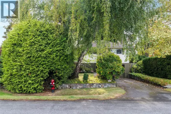 Saanich, BC V8N2P4,1835 Dunnett Cres