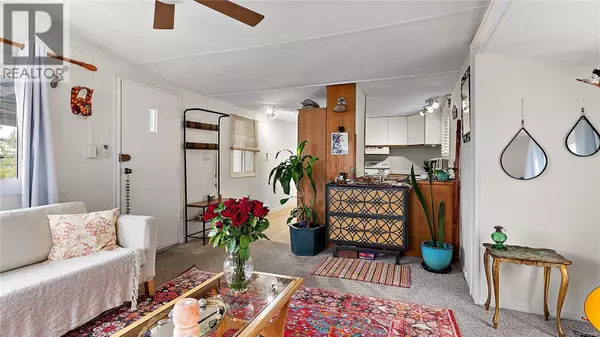 Langford, BC V9B4V4,2587 Selwyn RD #11