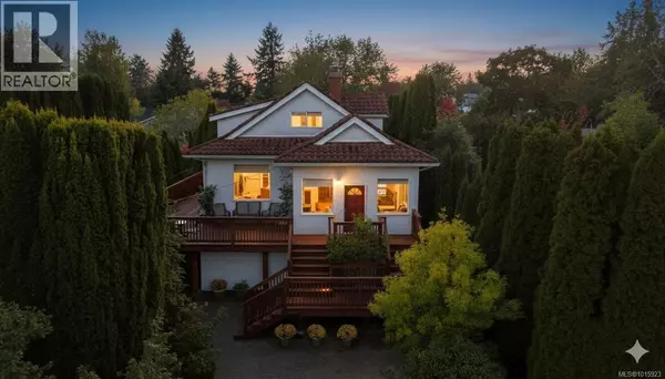 1295 Santa Rosa Ave, Saanich, BC V8Z2V5