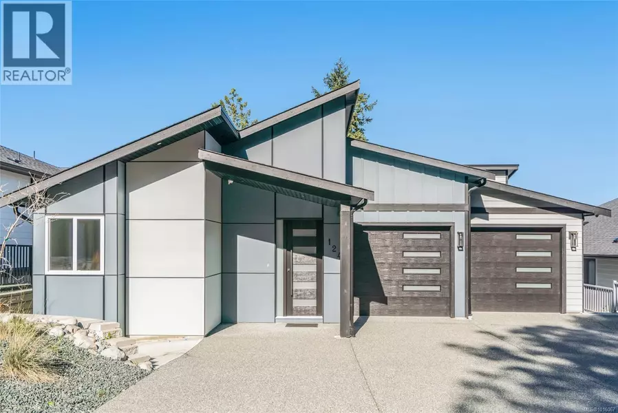 124 Hawk Point Rd, Nanaimo, BC V9T5W2