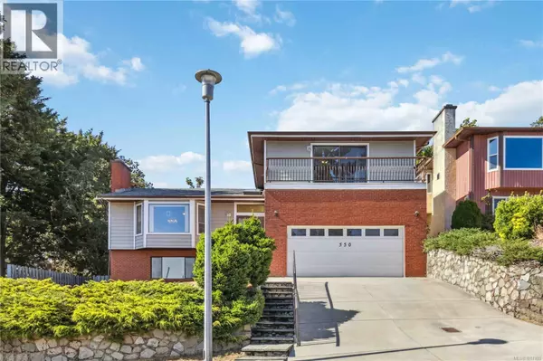 Saanich, BC V8Z6N2,550 Fermoy Pl