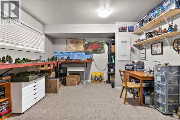 Langford, BC V9C0P2,3351 Luxton RD #1102