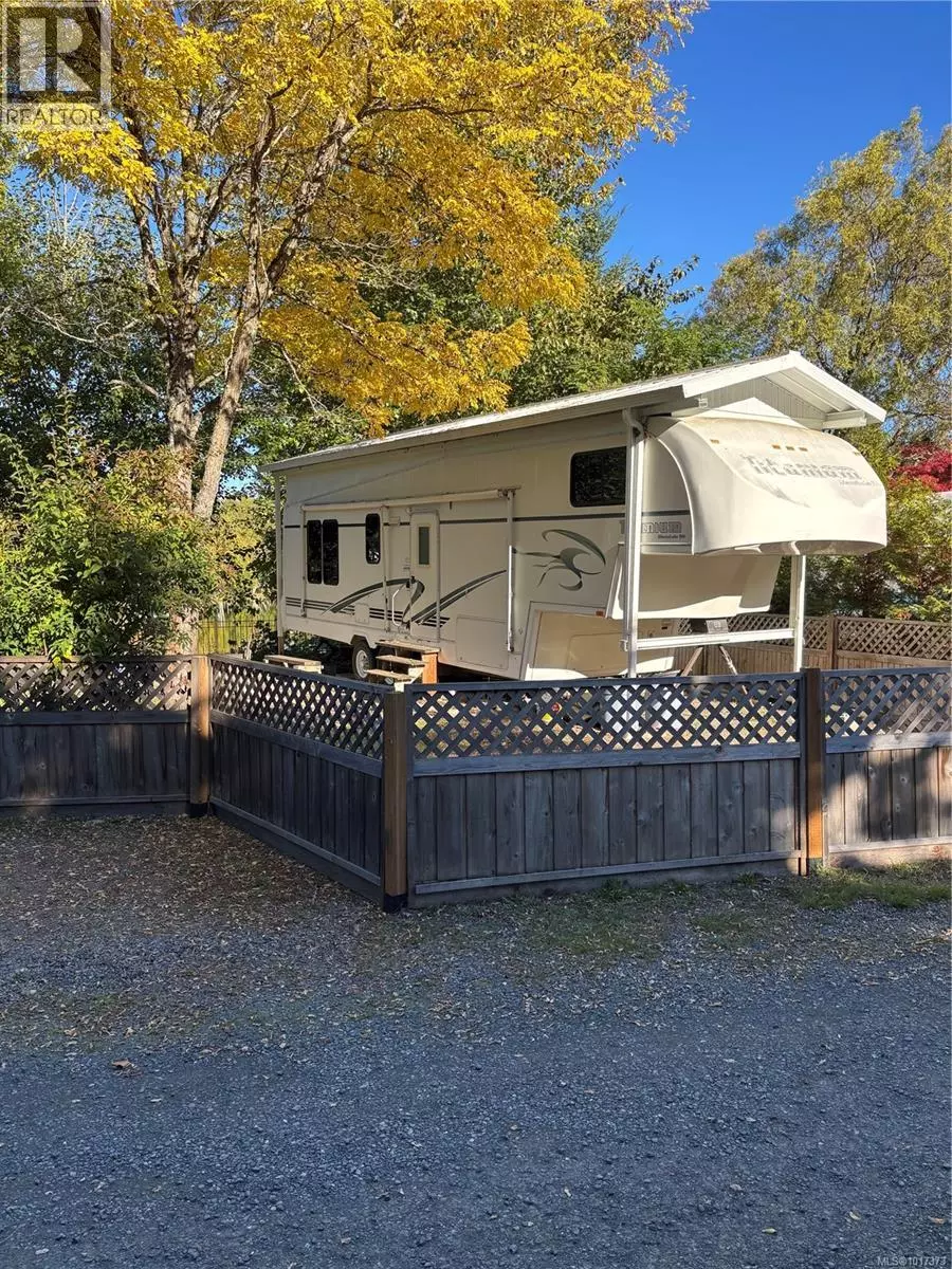 Qualicum Beach, BC V9K2R2,2650 Turnbull RD #F14
