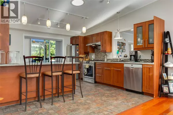 Nanaimo, BC V9T5W3,3740 Elworthy Pl