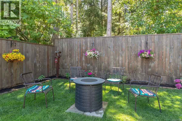 Nanaimo, BC V9V1A3,6421 Portsmouth Rd