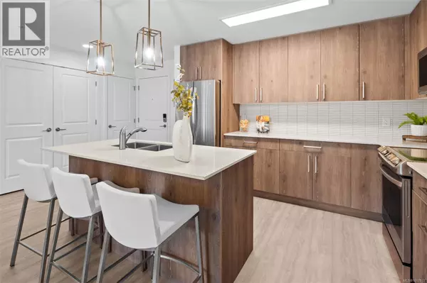 110 Presley PL #312, View Royal, BC V9B0Z1