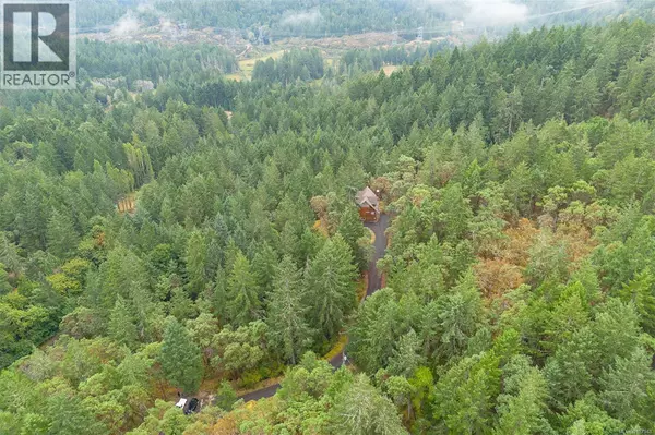 Highlands, BC V9E1C8,3715 Munn Rd