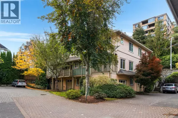 1405 Mallek CRES #3, Victoria, BC V8T0A3