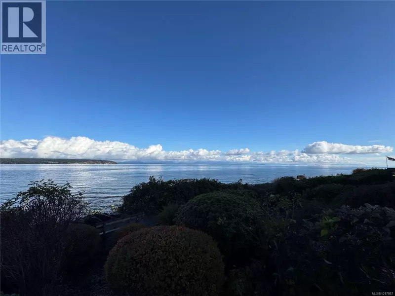 9 Adams RD #104, Campbell River, BC V9W1R9