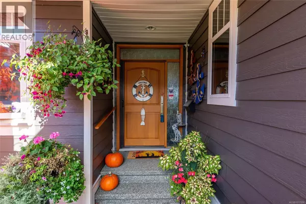 Campbell River, BC V9H1V9,660 Mariner Dr