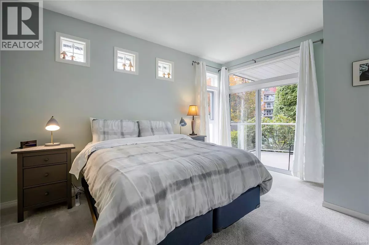 Chemainus, BC V0R1K1,3000 Oak ST #1C