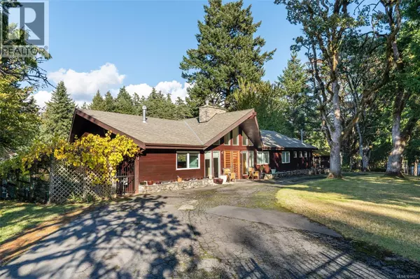 Colwood, BC V9B2C5,2200 Aldeane Ave