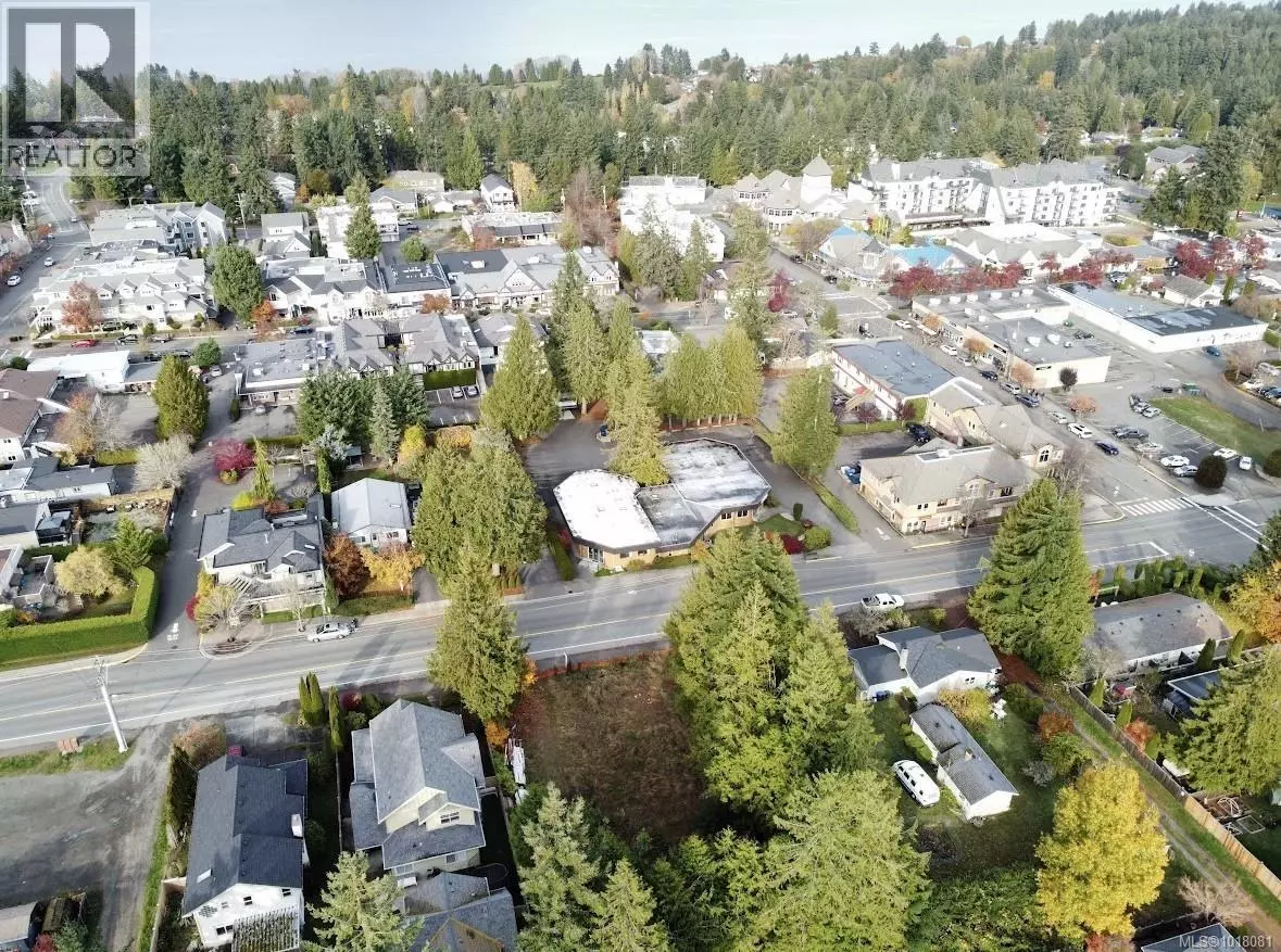 Qualicum Beach, BC V9K1S4,172 Fern Rd W