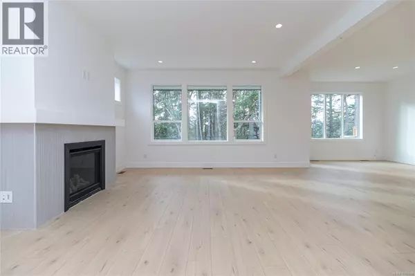 Langford, BC V9C0S6,2167 Bellflower Dr