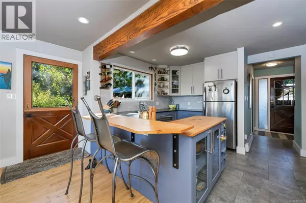 Salt Spring, BC V8K1B1,277 Maliview Dr