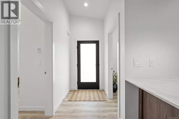 Cumberland, BC V0R1S0,3025 Royston RD #47