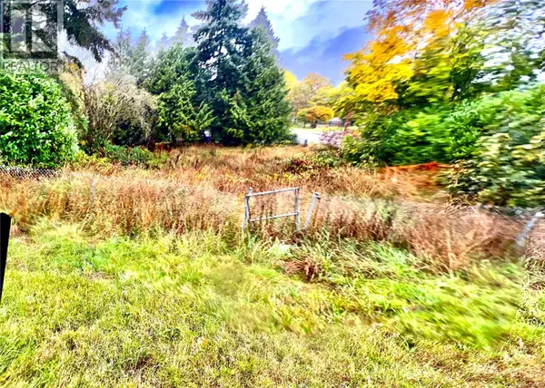 Nanaimo, BC V9R4S3,121 Strickland St SW