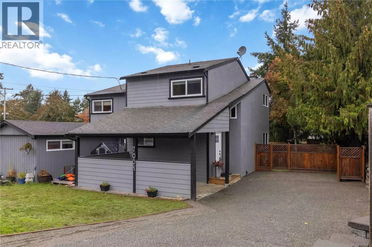 Central Saanich, BC V8M1G1,7004 Wallace Dr