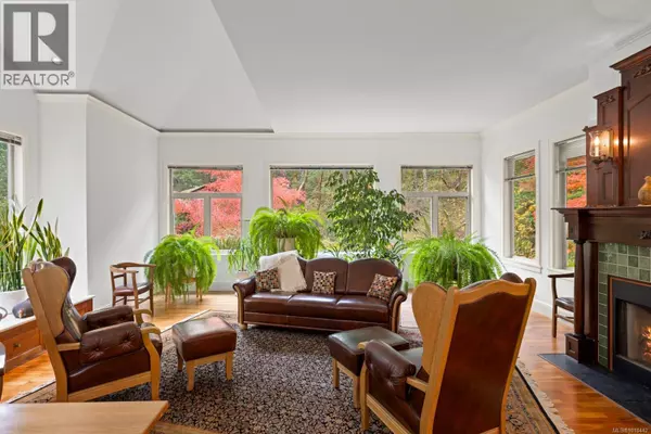 Highlands, BC V9B6G5,729 Caleb Pike Rd