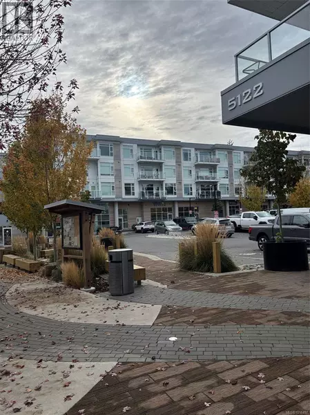 5118 Cordova Bay RD #406, Saanich, BC V8Y2K5