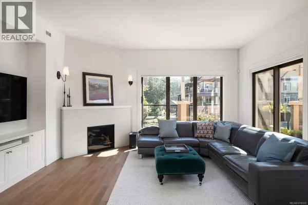 Langford, BC V9B6T9,1335 Bear Mountain Pkwy #416