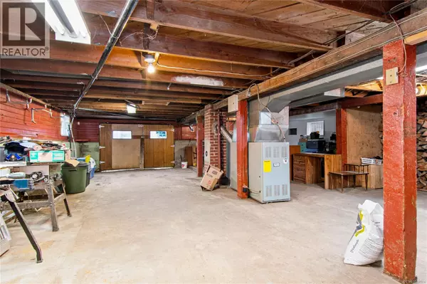 Cumberland, BC V0R1S0,2702 Derwent Ave