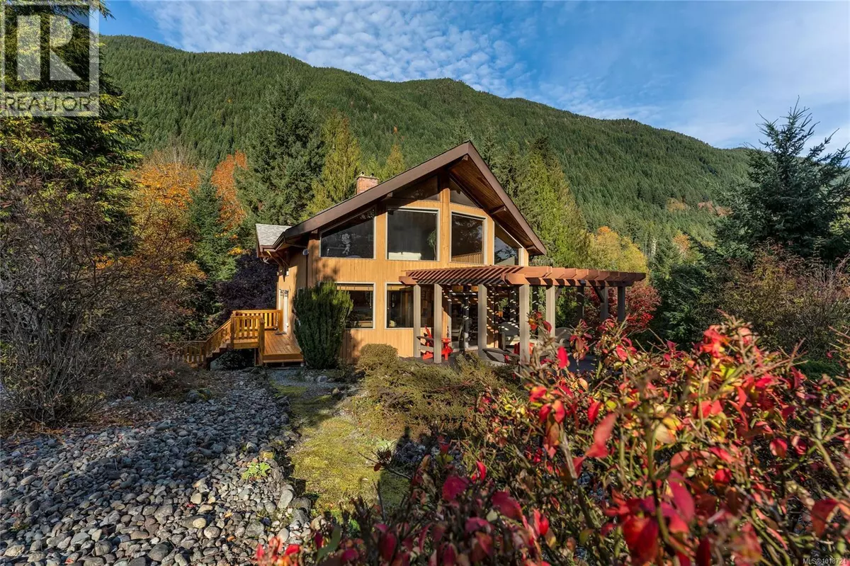 Youbou, BC V0R3E1,8105 Miracle Close