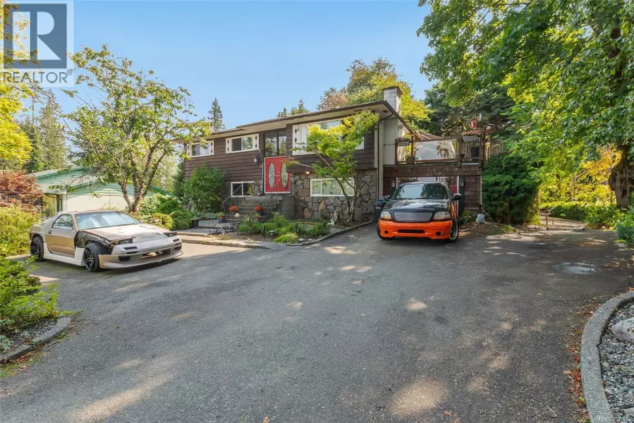 43 Roberta Rd E, Nanaimo, BC V9X1A9