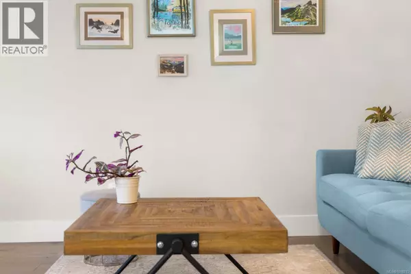 Central Saanich, BC V8M1P5,7070 West Saanich RD #303