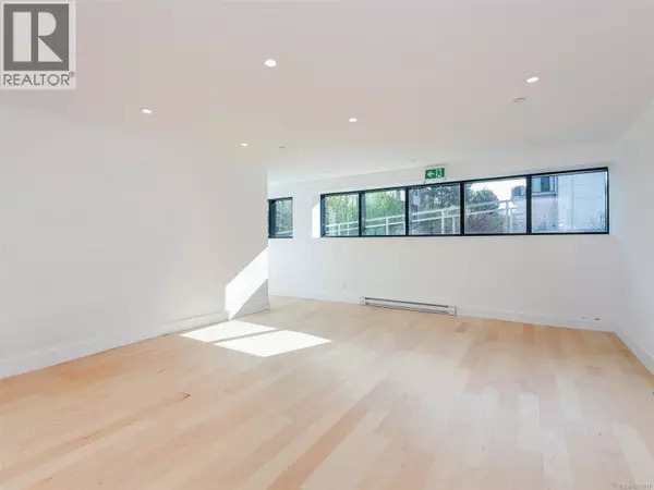 Victoria, BC V8V3P9,1105 Pandora AVE #109