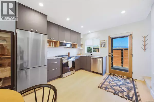 Port Alberni, BC V9Y2C3,2846 4th AVE #2