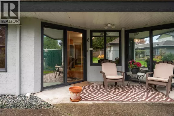 Parksville, BC V9P2H3,219 Bagshaw ST #6