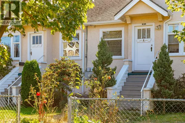 841/839 Princess Ave, Victoria, BC V8T1K7