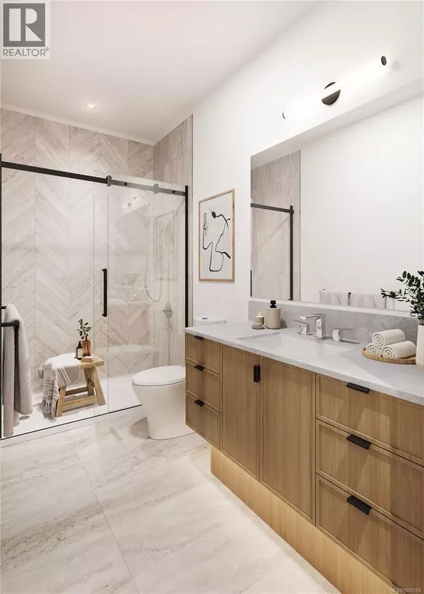 Saanich, BC V8P5G8,3226 Shelbourne ST #102