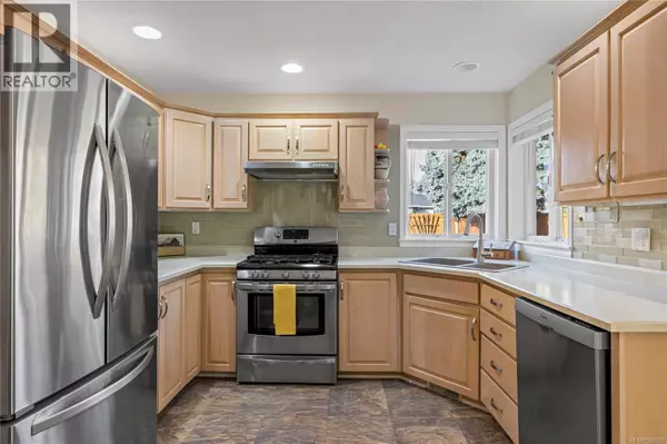 Parksville, BC V9P2P7,201 Crabapple Cres