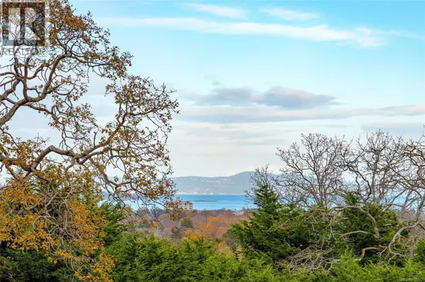 Oak Bay, BC V8S2K8,24 Sylvan LN #Lot B