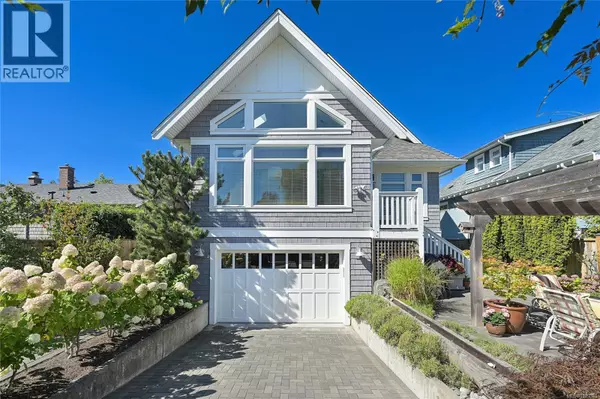 Oak Bay, BC V8R5E7,2443 Florence St