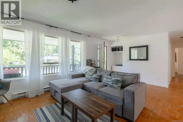 Parksville, BC V9P1T3,1025 Maple Lane Dr