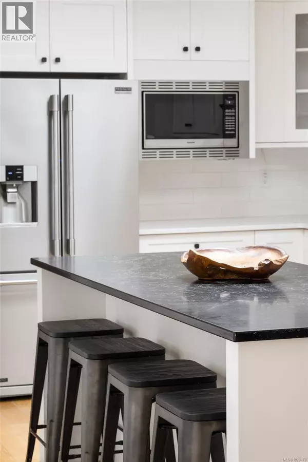 Saanich, BC V8X2N5,4465 Emily Carr Dr