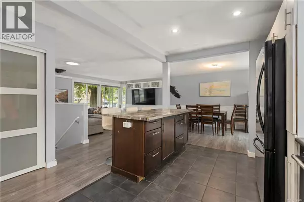 Nanaimo, BC V9T2Z6,3086 Shamrock Pl