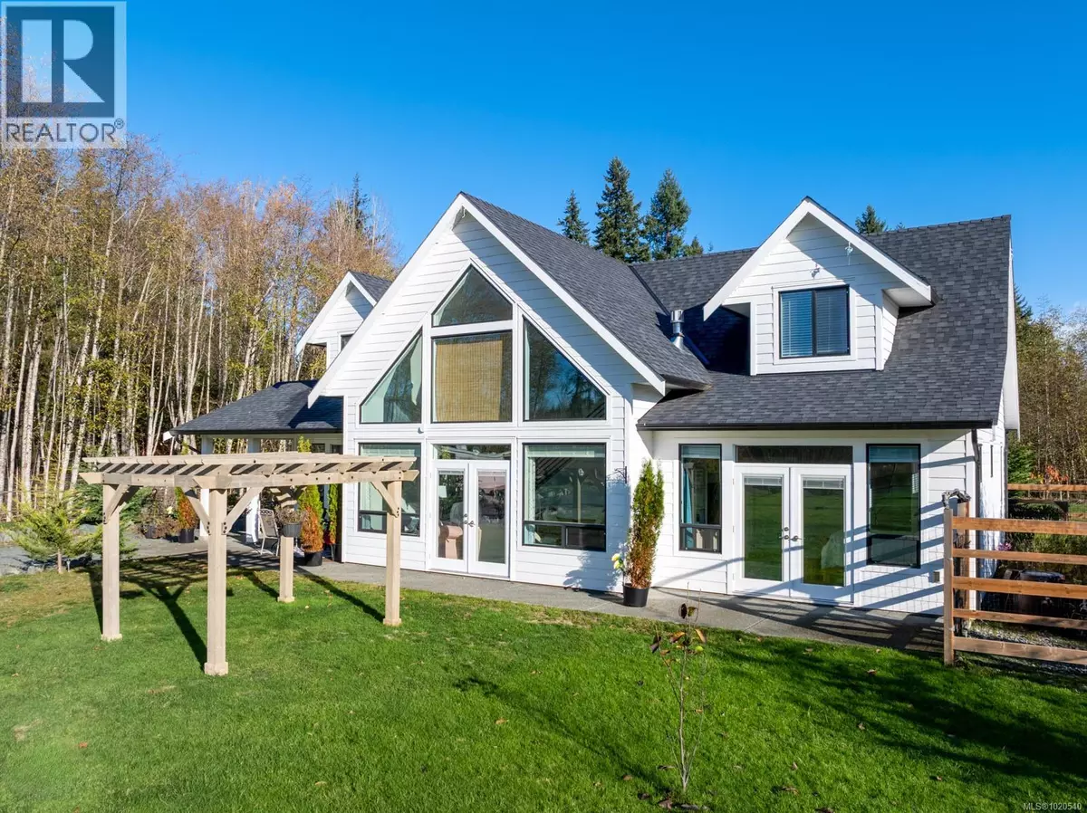 Black Creek, BC V9J1K3,8740 Oyster River Way