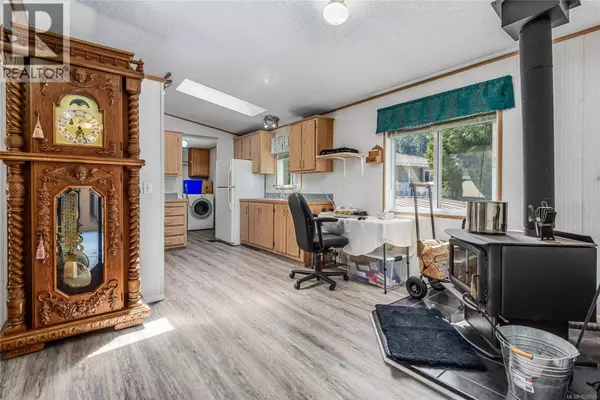 Courtenay, BC V9N9E1,2200 Lambert DR #1