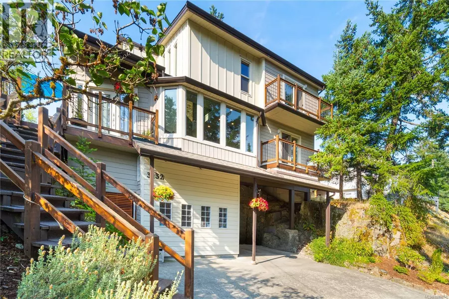 3132 Robin Hood Dr, Nanaimo, BC V9T1P1