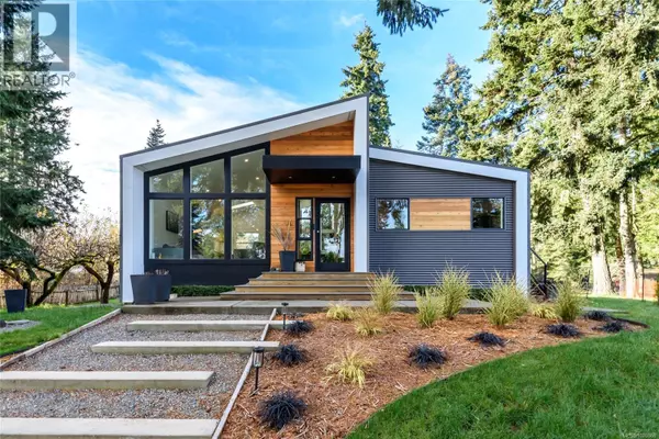 4137 Gartley Point Rd, Royston, BC V9N9T3