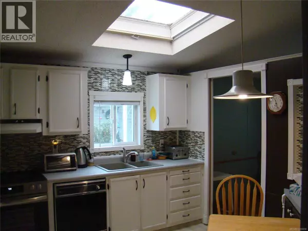 Nanaimo, BC V9T5X3,2501 Labieux RD #25