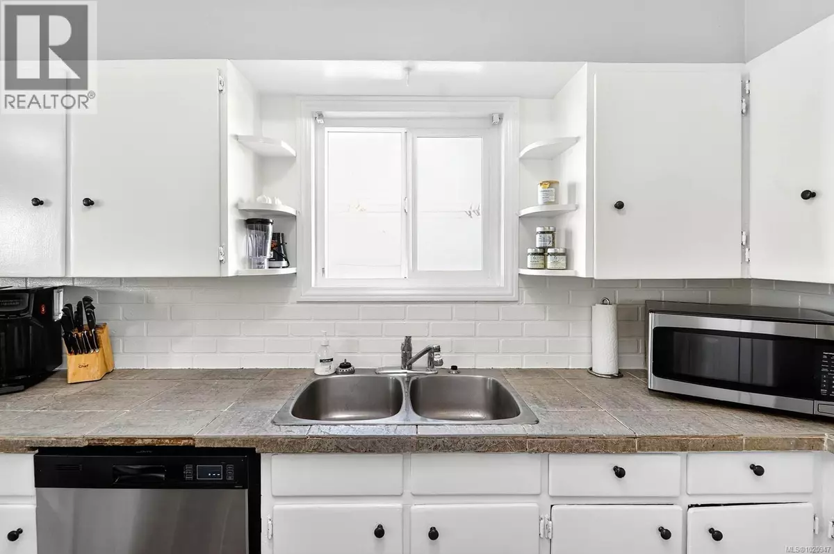 Port Alberni, BC V9Y5B7,3638 14th Ave