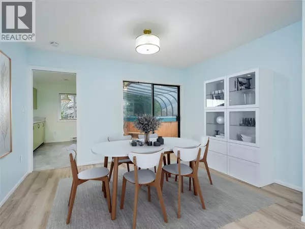 Saanich, BC V8N6E5,4220 Wakefield Pl