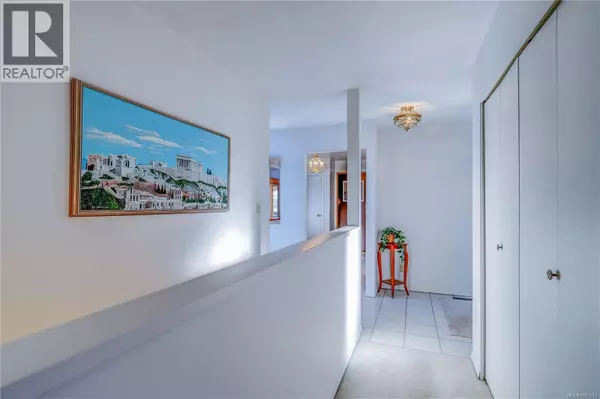 Port Mcneill, BC V0N2R0,2112 Beach Dr