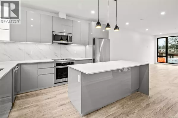 Langford, BC V9B3Z2,2841 Knotty Pine RD #127