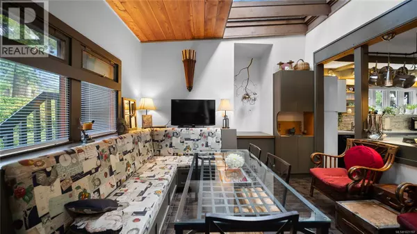 Saanich, BC V8Z1N6,1168 Burnside Rd W